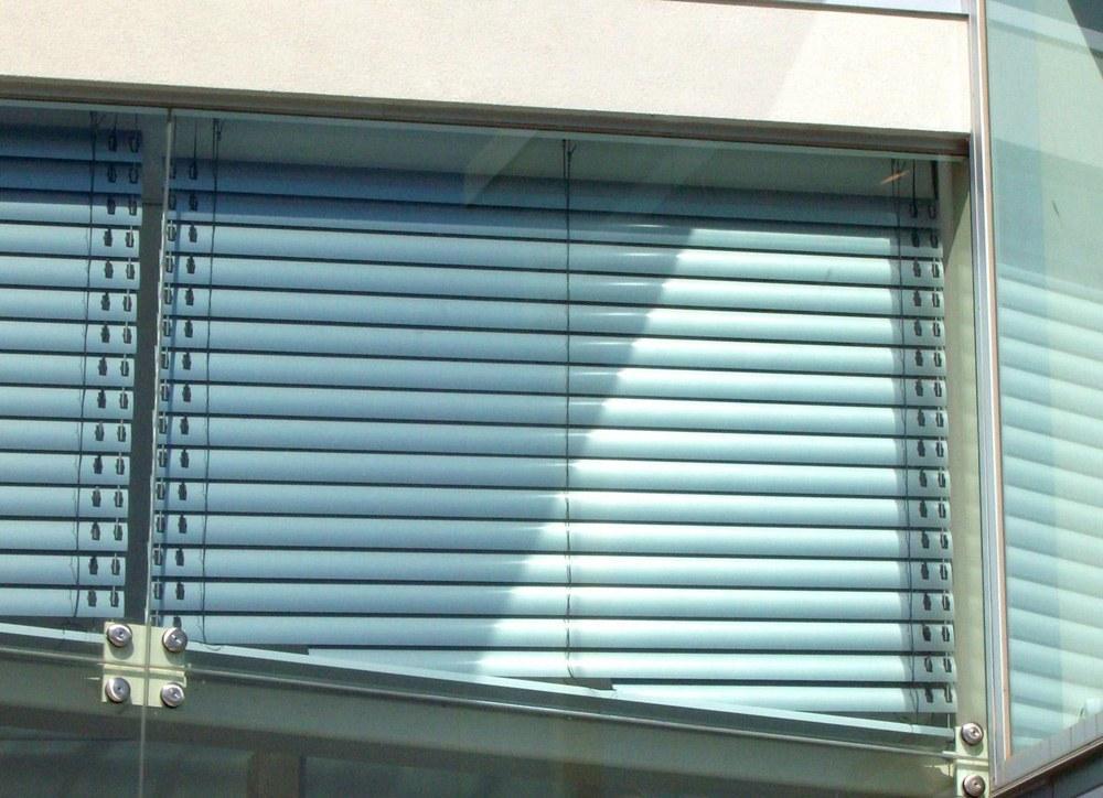 Asymmetric External for Triangular or Sloped Windows Shade