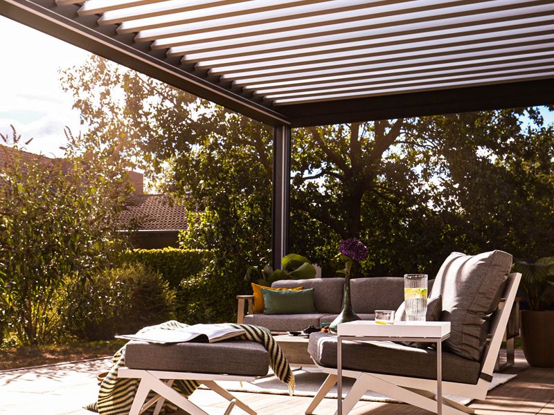 L60 with open slats overlooking the water